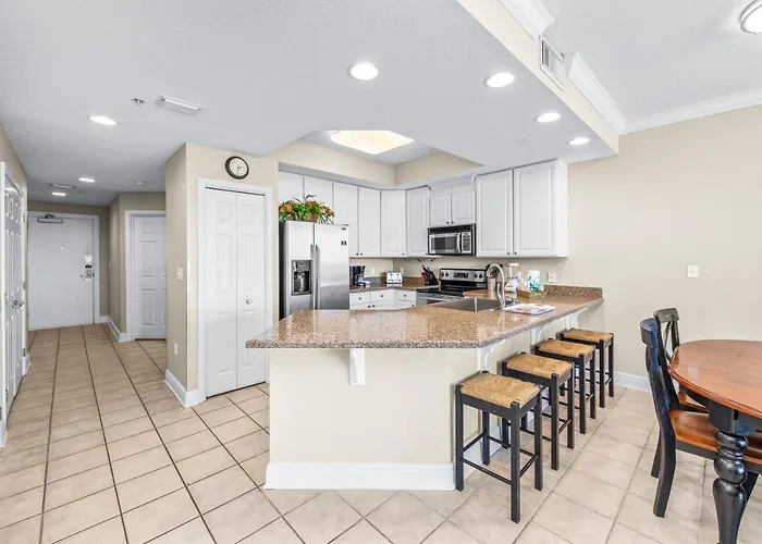 Apartment San Carlos Unit 607 *